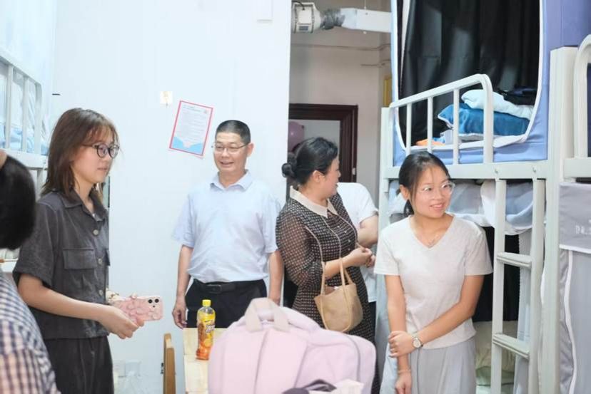 aa76272e3fd2c4ee56899257b04b5619